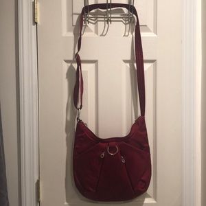 Travelon RFID protection crossbody bag